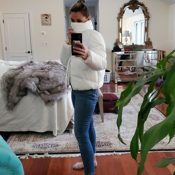 Maralyn & Me white puffer jacket - Picture 2 of 9
